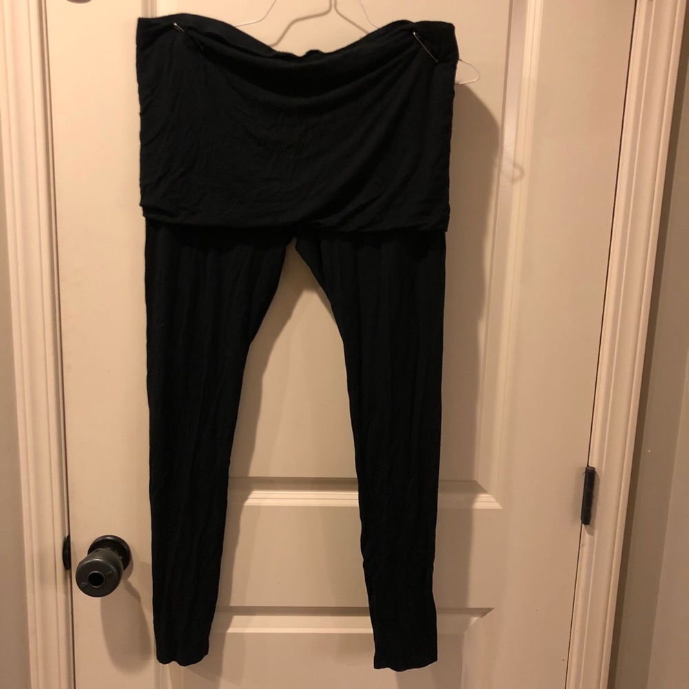 Women’s maternity GapBody Black skirted leggings L